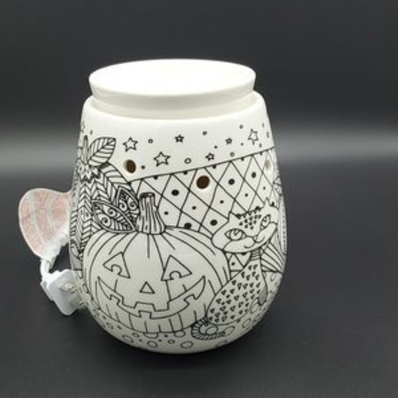Tricks & Treats Colourable Scentsy Warmer - Picture 3 of 4